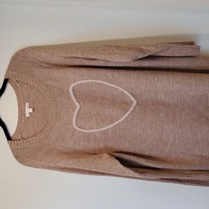 Heart Detail Sweater Top